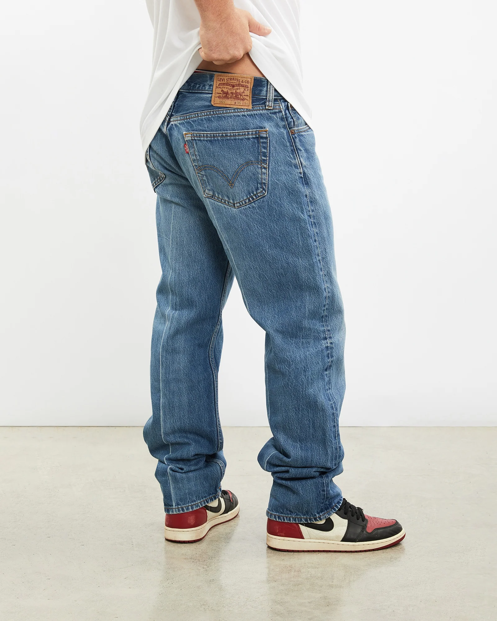 Vintage Levi's 501 Denim Jeans <br>36" - Image 2