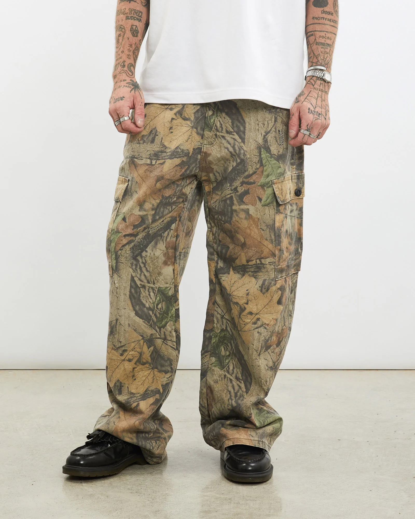 Vintage Realtree Camo Cargo Pants <br>31"